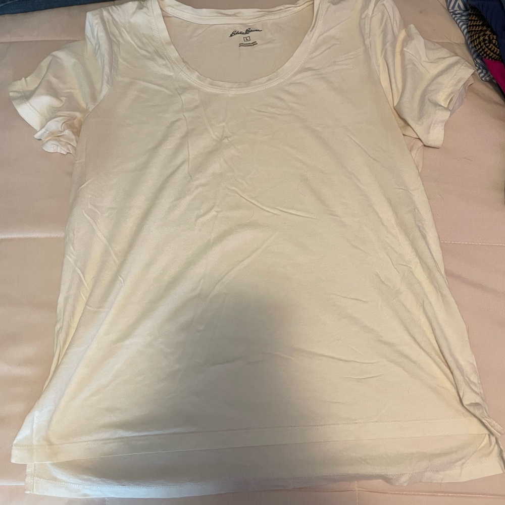 Women’s white shirt